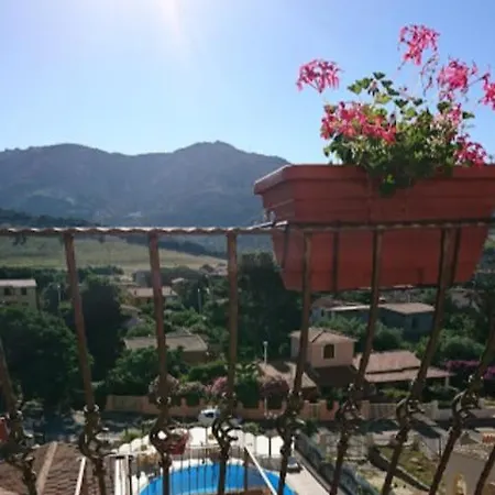 Guest In Solanas * Sìnnai