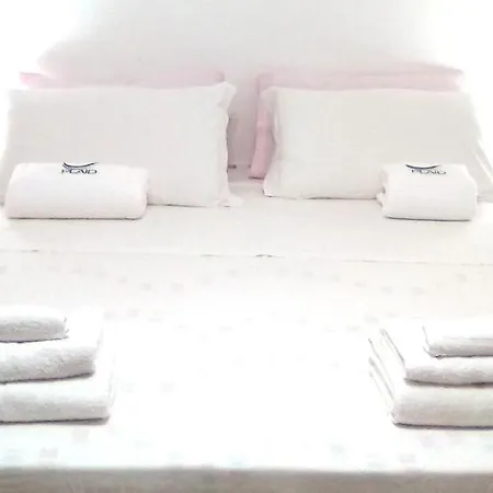 Guest In Solanas Bed & Breakfast *